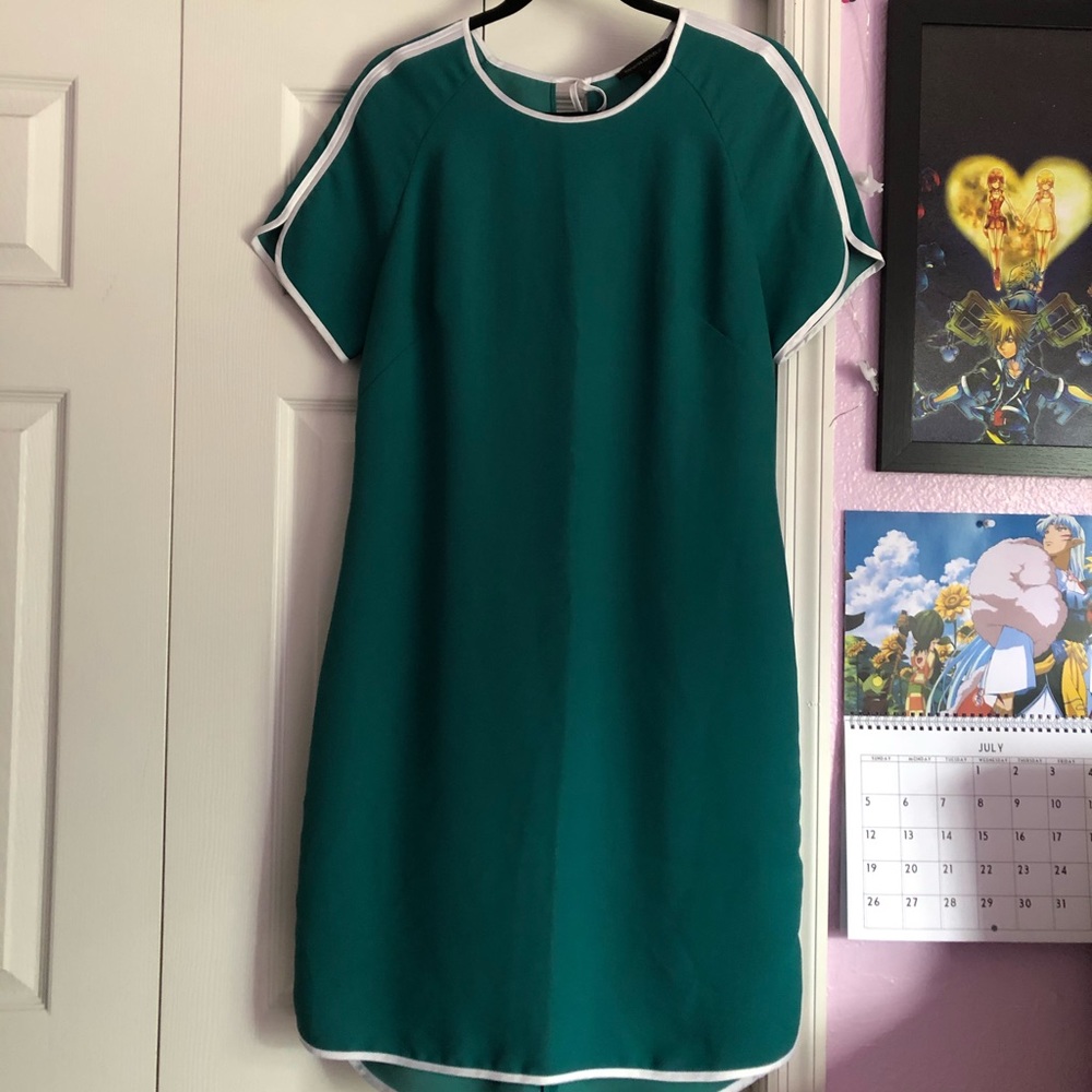 Banana Republic Green Midi Dress 💚